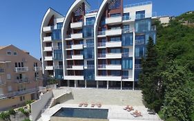 Apartments Aqua